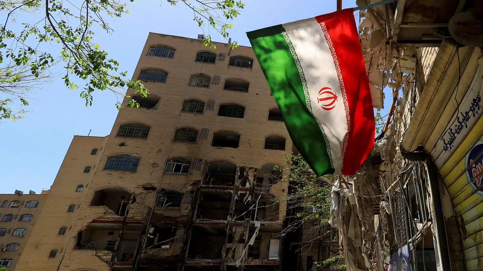 مفاوضات متعثرة وتصعيد محتمل إيران تلوح بردود مفاجئة