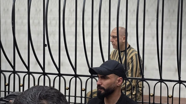 جلسة علنية لمحاسبة عاطف نجيب في دمشق