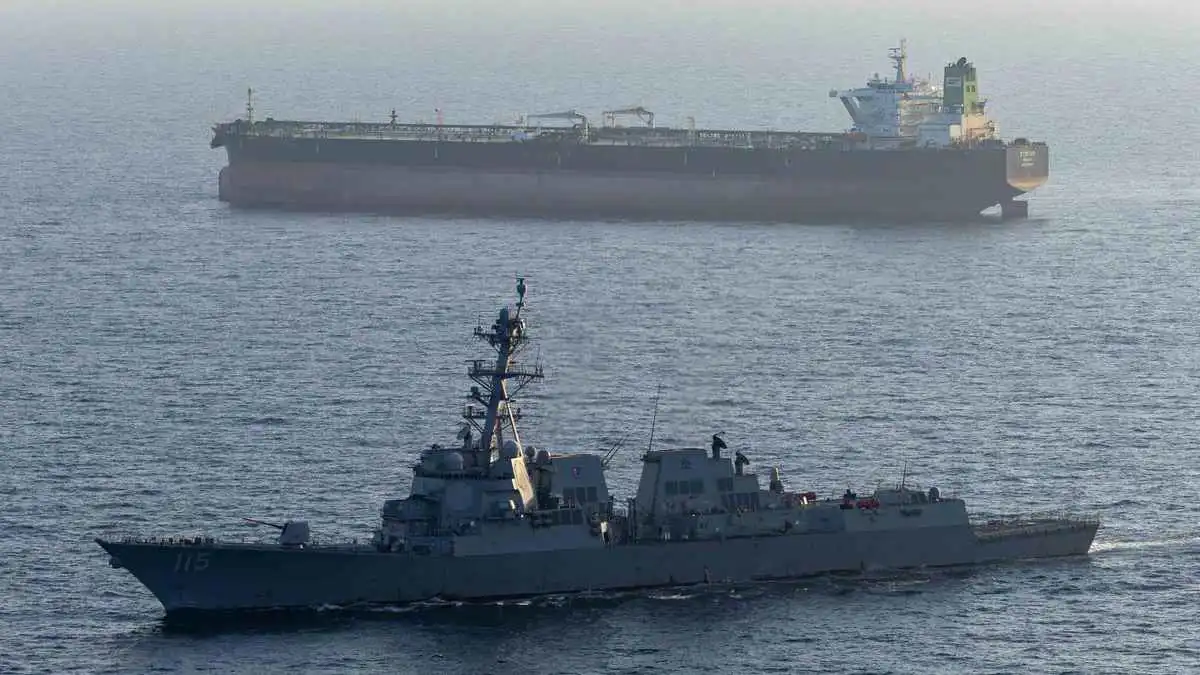 توتر جديد: اعتراض ناقلة نفط باتجاه إيران