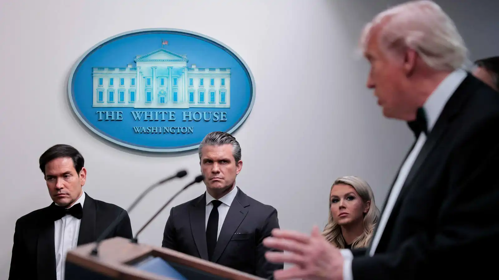 ترامب يشدد: لا اتفاق بلا ملف اليورانيوم