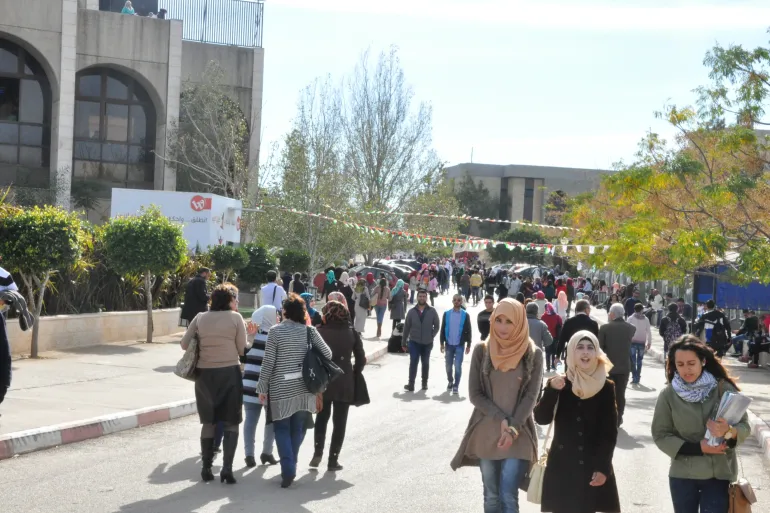 اقتحام جامعة القدس يثير مخاوف من التصعيد