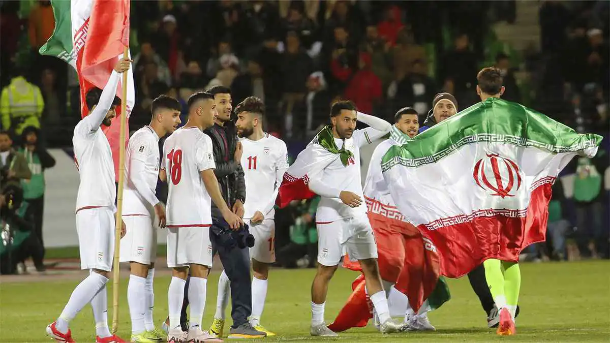 منتخب إيران يتهم واشنطن بعرقلة استعداده لمواجهة مصر