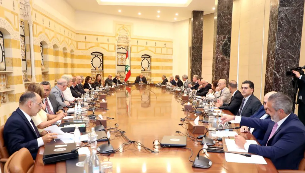 لبنان: مجلس الوزراء يبحث التعيينات ومصير الامتحانات