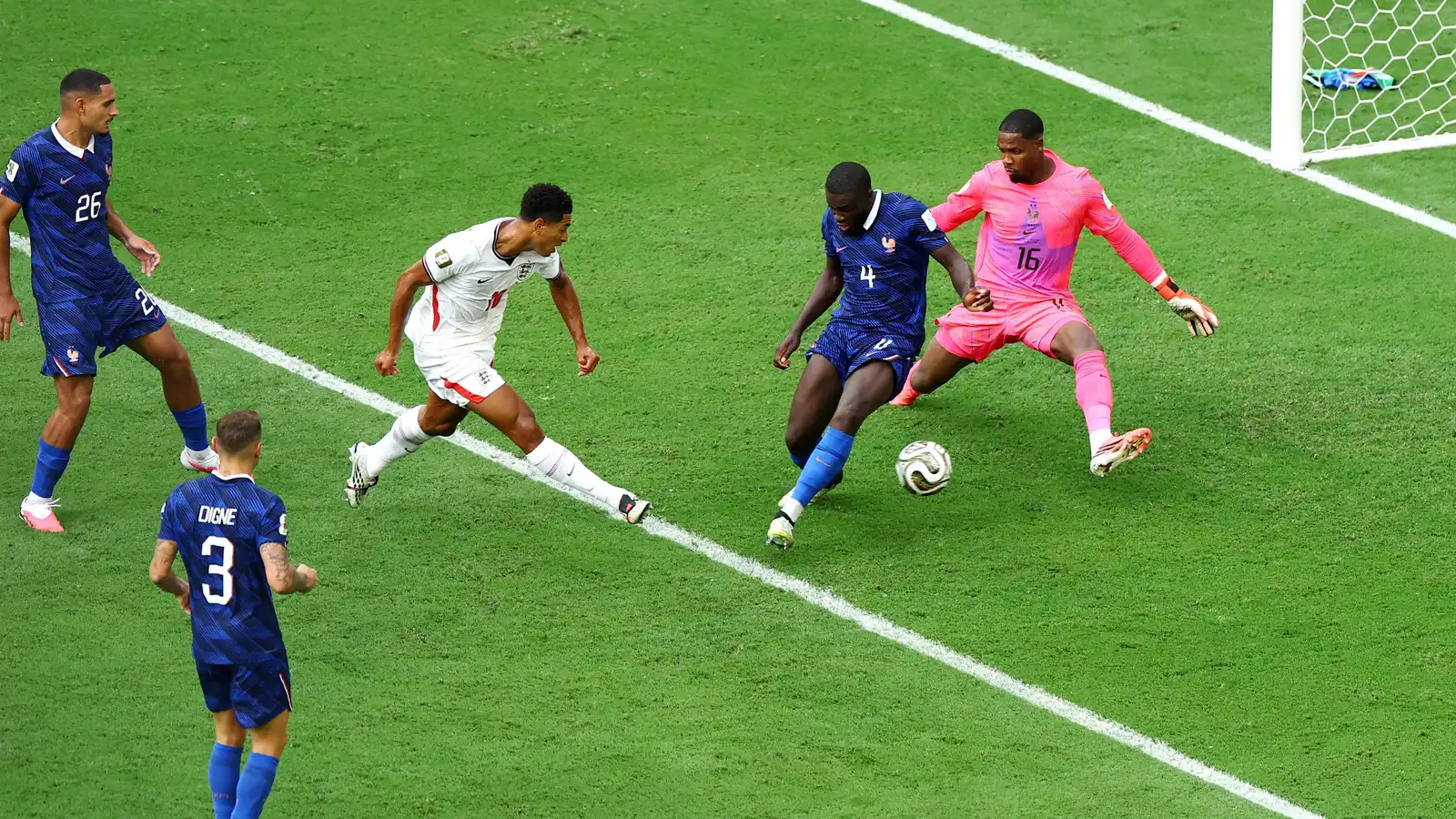 رباعية إنجلترا التاريخية تكشف انهيار منظومة المنتخب الفرنسي