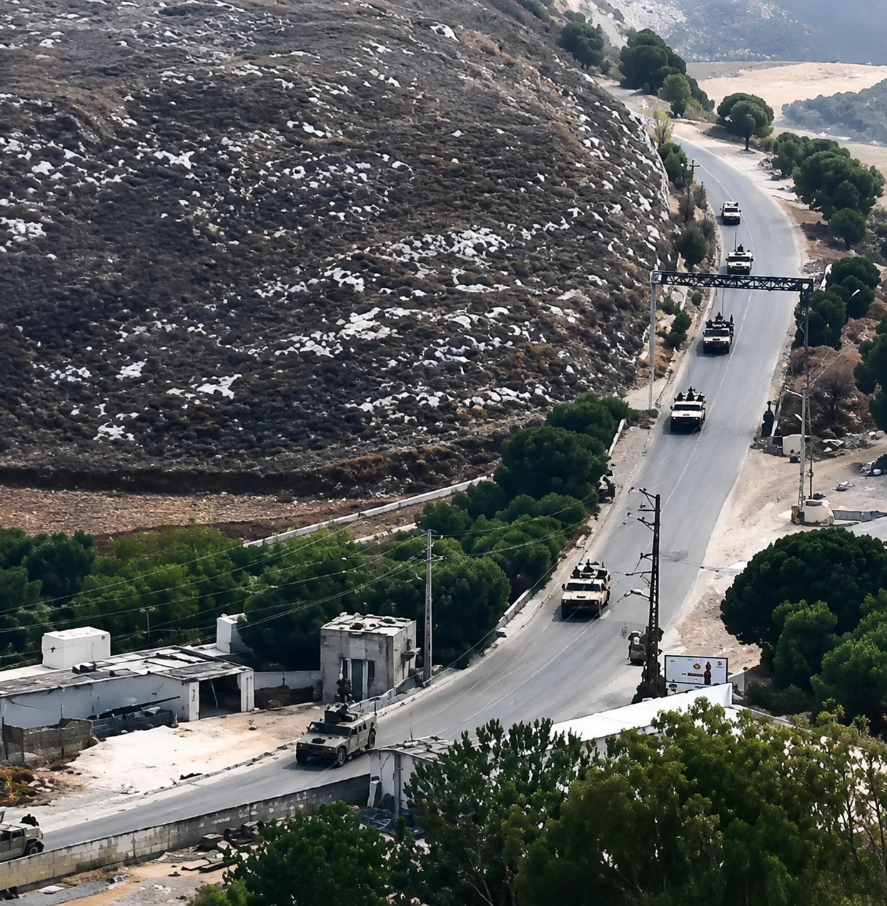 بعد الانسحاب الإسرائيلي... الجيش اللبناني ينتشر في زوطر