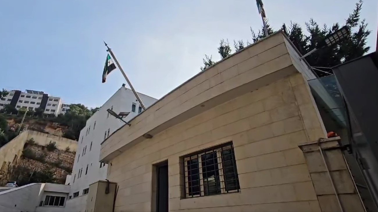 لبنان.. توقيف ضابط سابق في عهد الأسد بطلب سوري