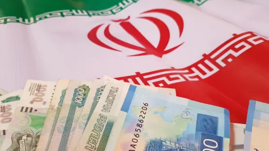 بين التضخم والعقوبات.. اقتصاد إيران يواجه أسوأ أزماته
