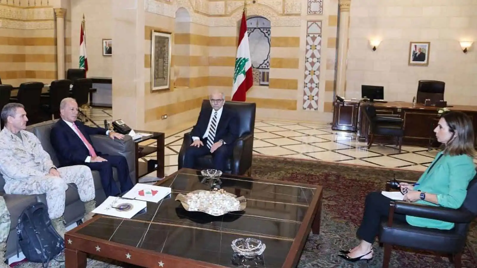 كليرفيلد يواصل لقاءاته في لبنان لمتابعة اتفاق الإطار