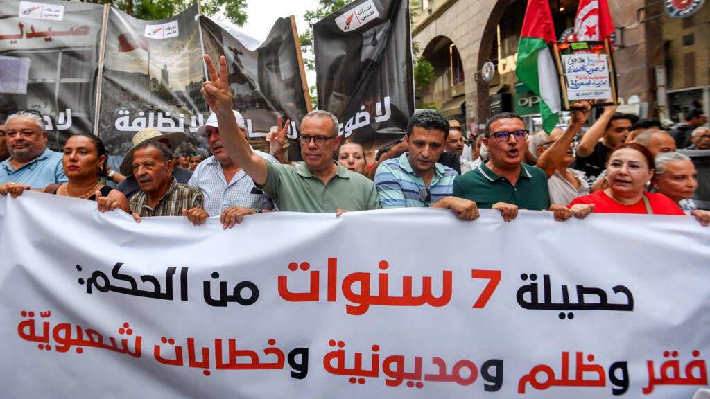 تونس تسجل أعلى حصيلة احتجاجات في 11 عامًا خلال يوليو