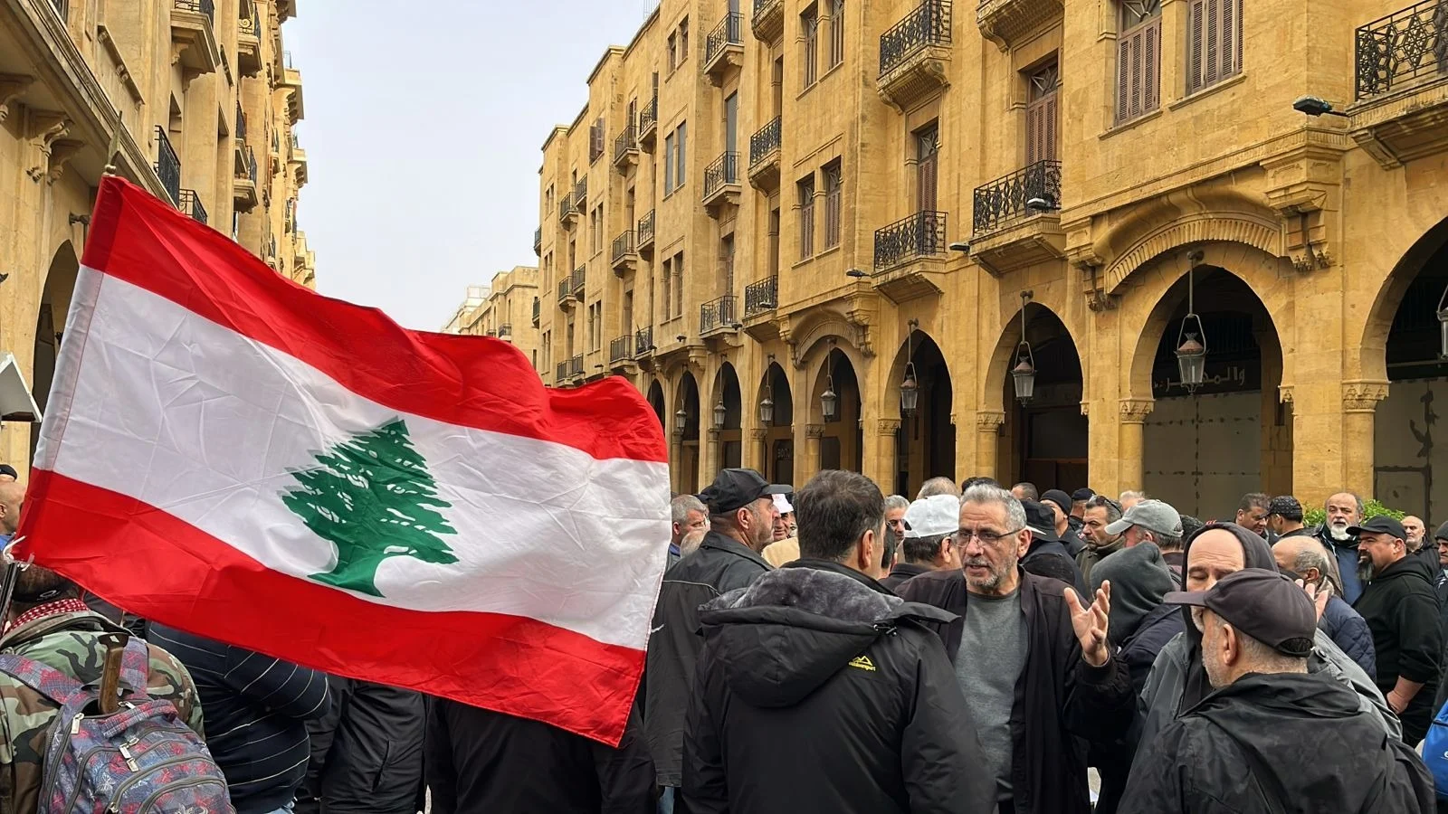 متقاعدو لبنان يلوّحون بالتصعيد والروابط تتحفظ