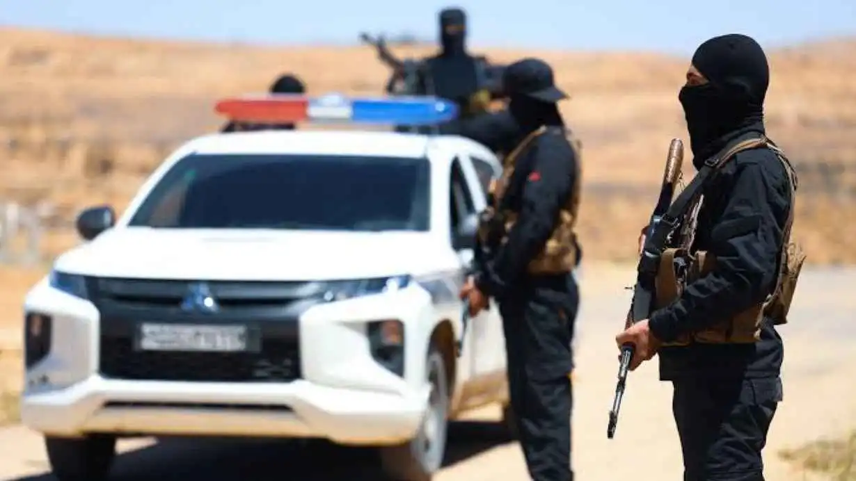 سوريا.. قتيل وجريحان بانفجار غامض قرب مديرية تدمر