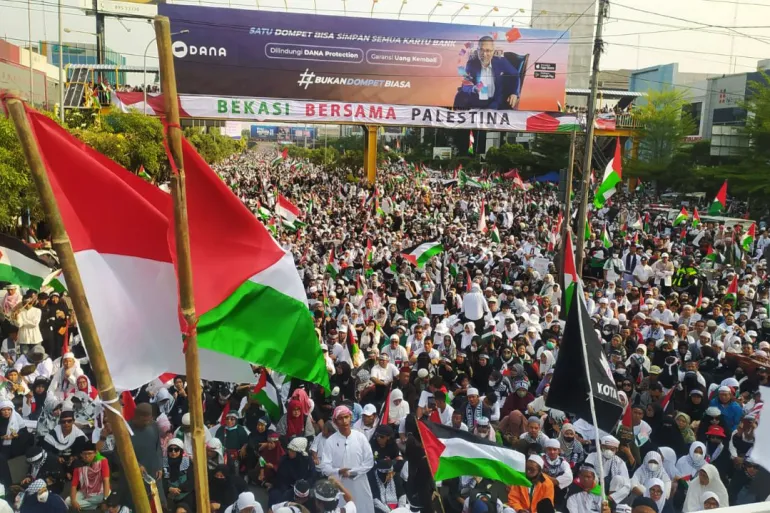 60 دولة تشارك في تحركات عالمية تضامناً مع فلسطين