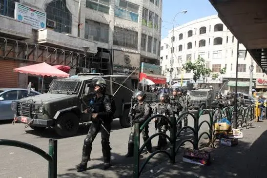 الخليل تحت الحصار.. الاحتلال يهجّر 2456 فلسطينياً ويهدم منازلهم