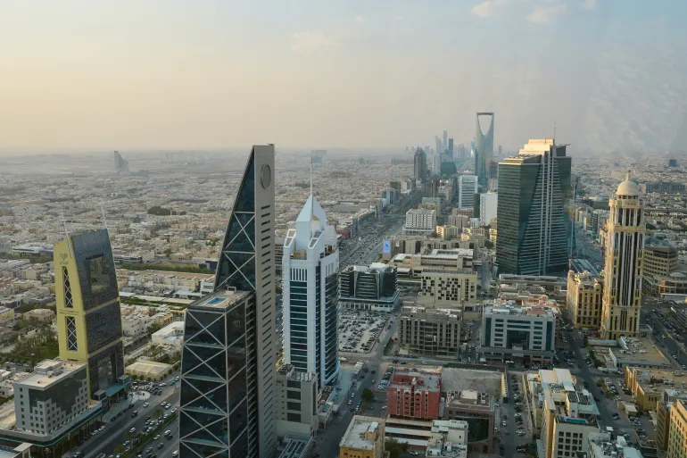 زيادة أسعار الكهرباء والمياه في السعودية بدءًا من 2027