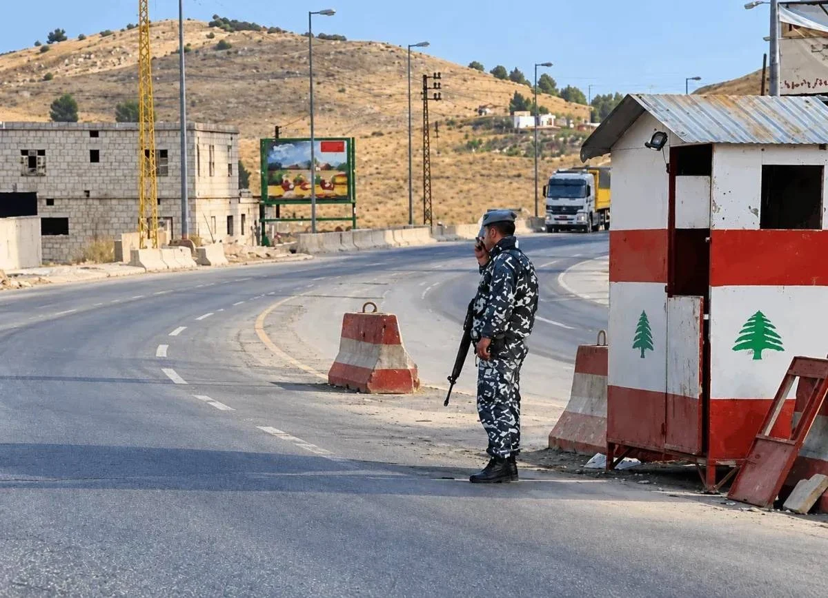 عندما تتجزأ السيادة في لبنان.. لماذا يختلف الموقف بين قضيتين؟