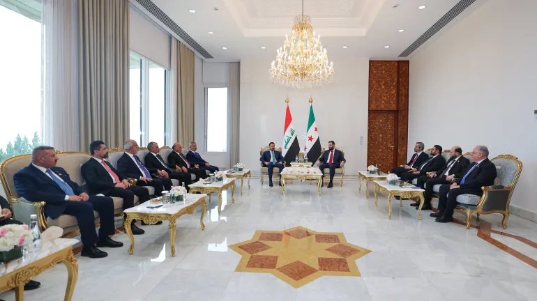 قمة دمشق تعيد رسم العلاقة مع بغداد.. شراكة مصالح أم تمهيد لمحور إقليمي؟