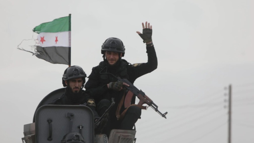 ضباط قسد يتلقون تدريباً لقيادة الألوية والكتائب