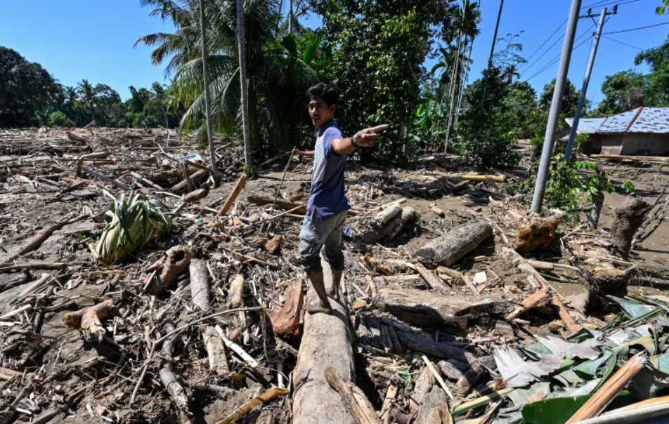 حصيلة ثقيلة للعواصف والحرائق في آسيا تتجاوز 600 قتيل