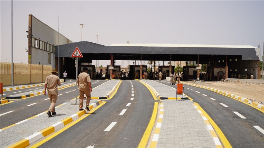إعادة افتتاح معبر "رأس جدير" الحدودي بين تونس وليبيا أمام الأفراد والبضائع