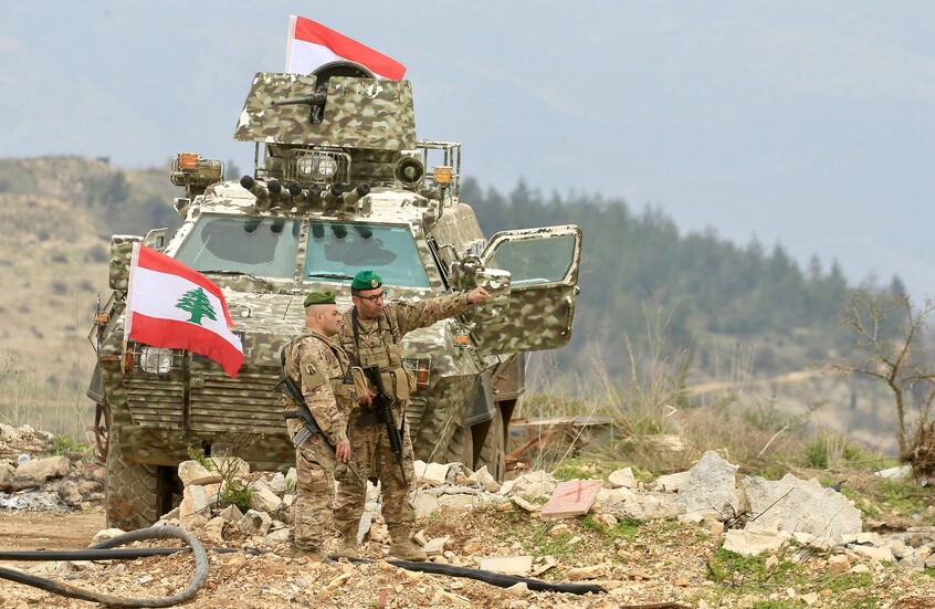 تحركات الجيش السوري على الحدود اللبنانية وتداعياتها الأمنية