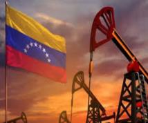 ترامب يعلن بدء تفريغ النفط الفنزويلي