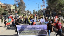 مظاهرة شعبية حاشدة في درباسية شمالي الحسكة