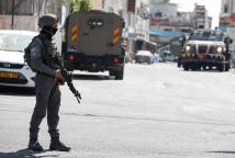 الاحتلال يخلف دماراً واسعاً ويعتقل العشرات في قلنديا