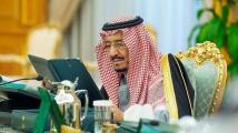ملك السعودية يعلق تنفيذ أحكام قضائية