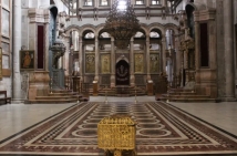 الاحتلال يمنع قدّاس القيامة ويحظر قربان الأقصى