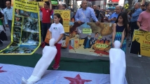 السوريون يحيون ذكرى مجزرة الغوطة الكيميائية