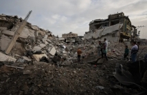 قصف مدفعي عنيف يهز مدينة غزة