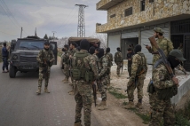 الحدود السورية–اللبنانية تشهد تحركات عسكرية واسعة