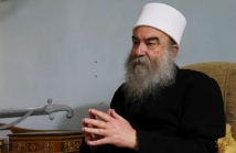 حكمت الهجري.. بين الزعامة والتمرد