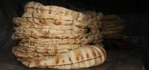 مسؤول سوري يبرر إنتاج "خبز سيء" 