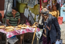 مخيمات على حافة الانهيار: خفض المساعدات الأميركية وأثره الكارثي على اللاجئين السوريين في لبنان