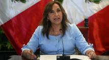 استجواب رئيسة البيرو بشأن مقتنياتها من مجوهرات وودائع مصرفية