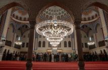 مصر تحتفل بافتتاح مسجد المظلات بعد 50 عاماً