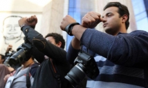 الصحفيون في مصر بين غياب المعلومة وتهمة الأخبار الكاذبة