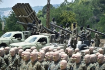 حزب الله بعد الهزائم: هل يفتح مخازنه ويكشف سلاحه؟