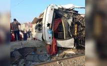تصادم قطار بباص طلاب في مصر