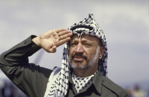 عباس في ذكرى رحيل عرفات: “نواصل طريق الحرية حتى تحقيق الاستقلال الكامل”