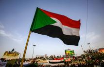 مظاهرات سودانية ضد الدعم السريع وتحذيرات من أزمة مياه