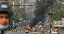 وسط صمت السلطات.. أملاك المسلمين والمساجد تحرق في الهند 