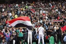 قتيل و60 جريحا بين المشجعين نتيجة التدافع امام ملعب كأس الخليج العربي