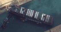 تعليق حركة السفن في مضيق البوسفور بسبب جنوح سفينة شحن