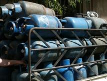 السوق السوداء للغاز في جبلة.. ضبط مخالفات كبيرة