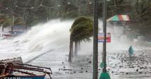جراء عاصفة استوائية.. انقطاع الكهرباء عن آلاف المنازل في نيوزيلندا 