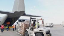 وصول أول طائرة سعودية الى حلب تحمل مساعدات غذائية 