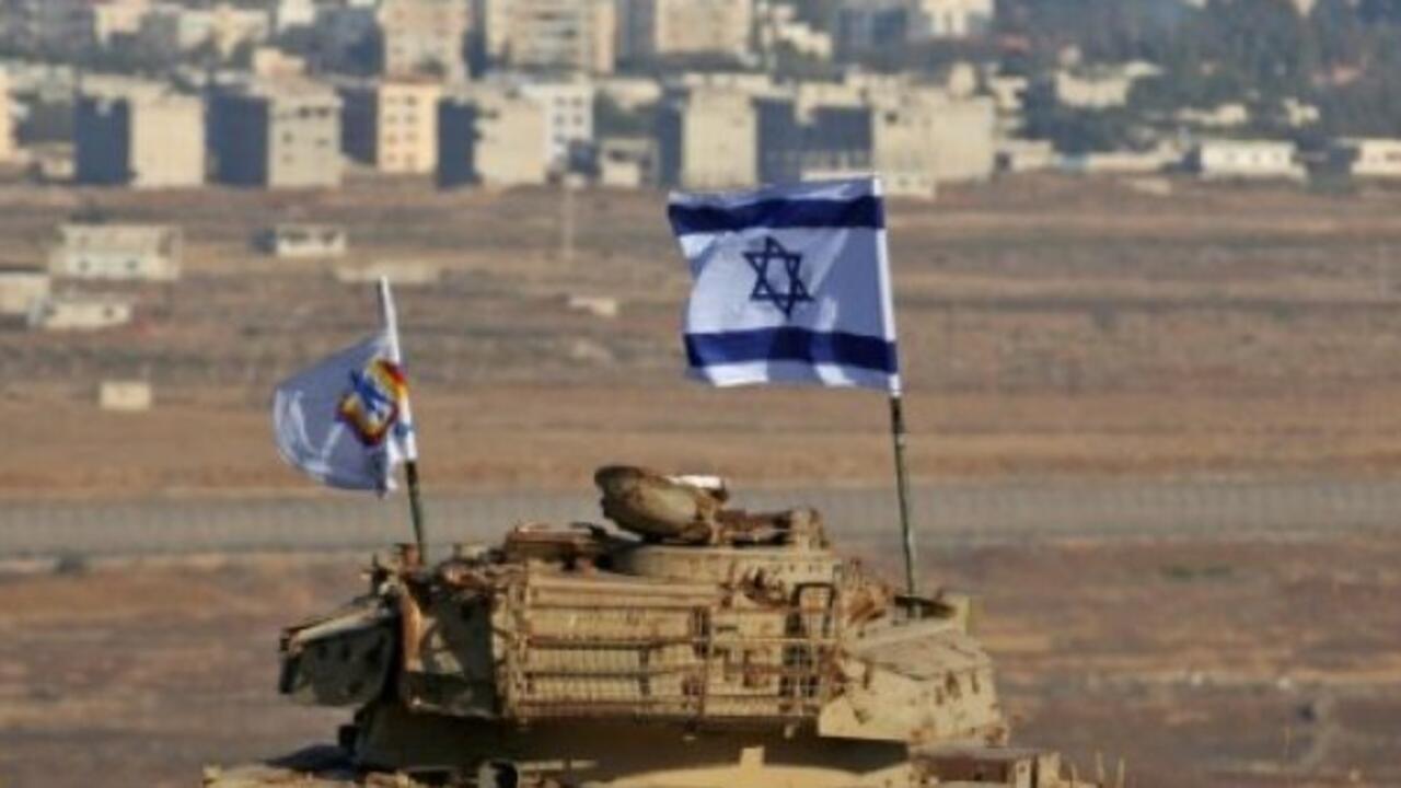 إسرائيل تصدر أوامر إخلاء وتزيد الضربات على لبنان