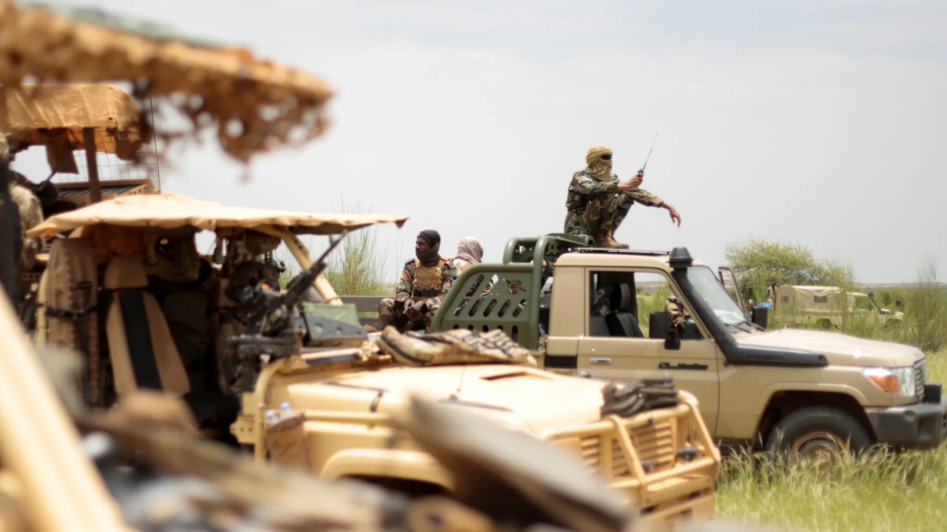 مواجهات مسلحة بين الجيش المالي وانفصاليين قرب الحدود مع الجزائر